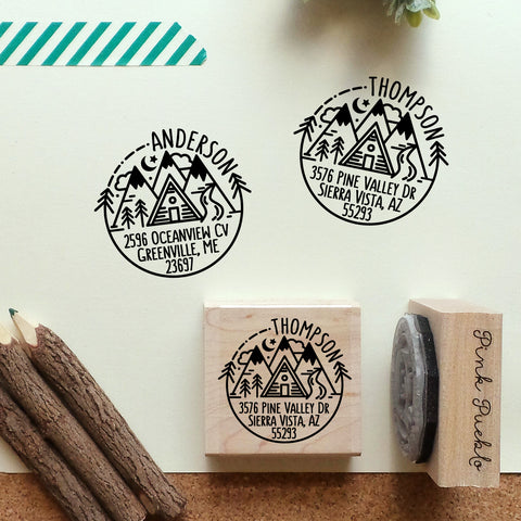 Mountain Cabin Return Address Stamp, Round Address Stamp with a Cabin in the Mountains