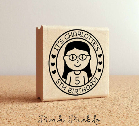 Personalized Birthday Stamp for Girls, Custom Rubber Stamps for Birthday Party - Choose Hairstyle and Accessories - PinkPueblo